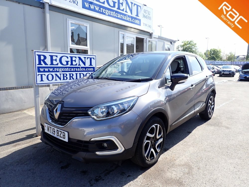 Compare Renault Captur 0.9 Tce Energy Iconic Suv Euro 6 MT19BZB Grey
