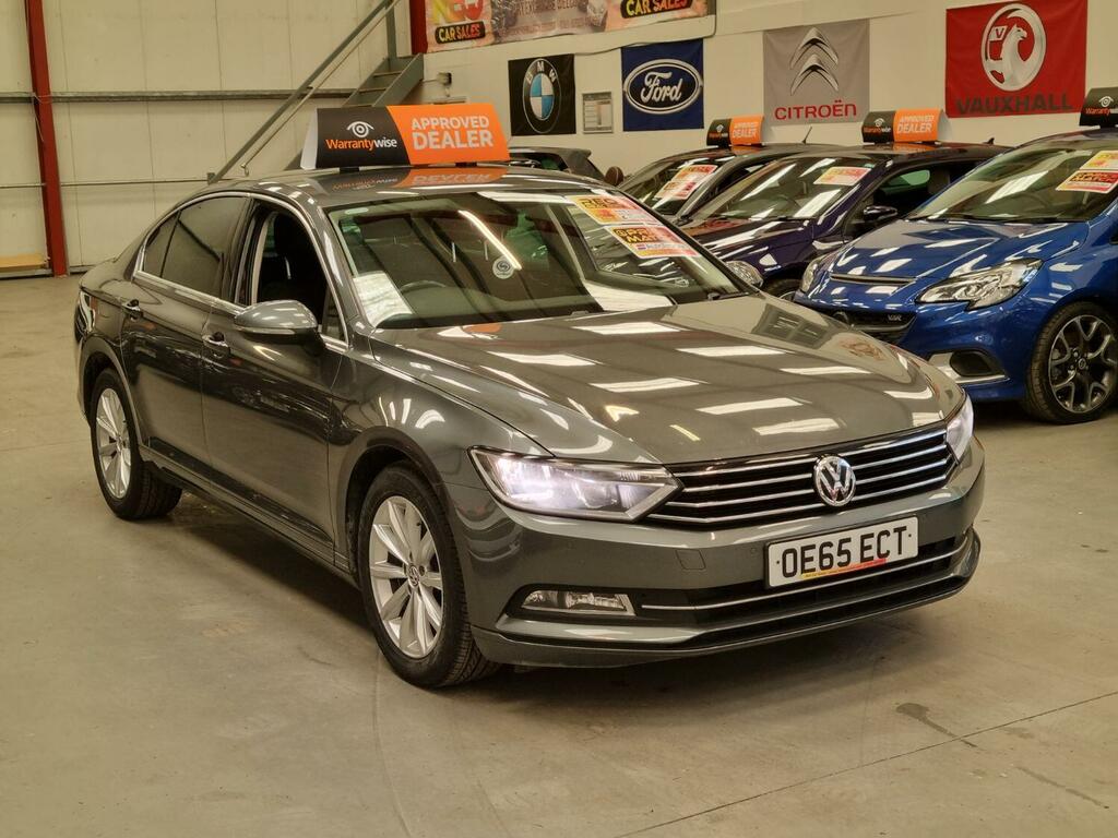 Compare Volkswagen Passat Saloon 2.0 Tdi Bluemotion Tech Se Business 20156 OE65ECT Grey