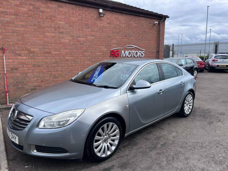 Compare Vauxhall Insignia Hatchback BL10DHY Silver
