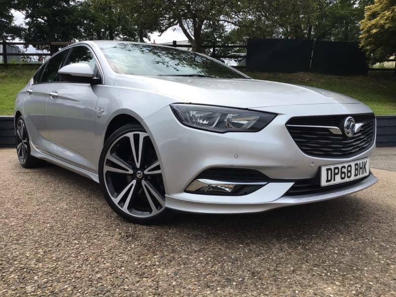 Compare Vauxhall Insignia Hatchback DP68BHK Silver