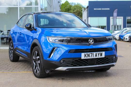 Compare Vauxhall Mokka Elite Nav Premium KN71AYW Blue