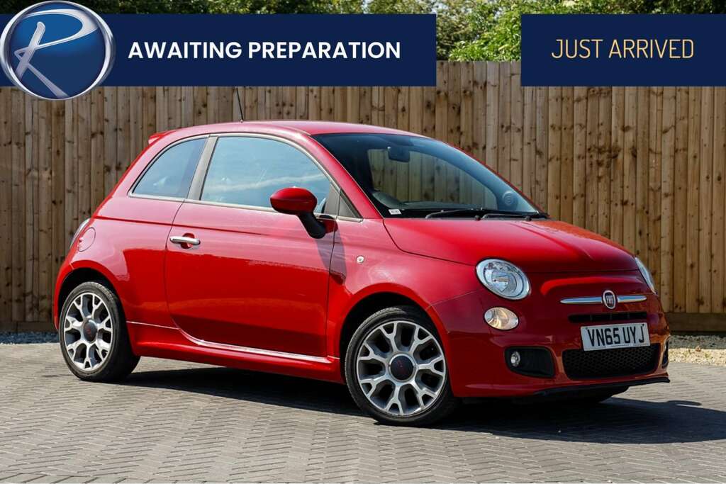 Compare Fiat 500 Fiat 500 1.2 500 S VN65UYJ Red
