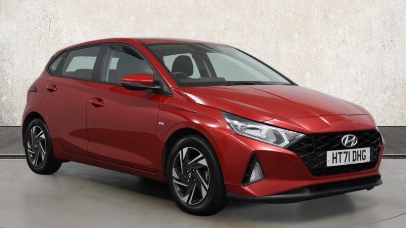 Compare Hyundai I20 1.0 T-gdi Mhev Se Connect Hatchback Hyb HT71DHG Red