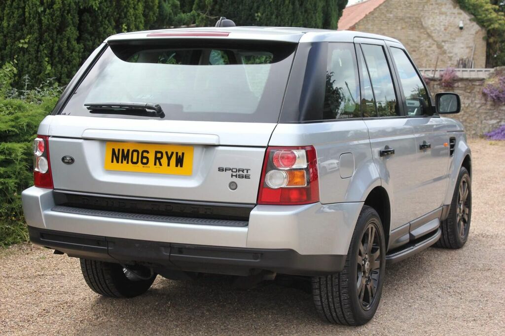 Compare Land Rover Range Rover Sport Suv NM06RYW Silver