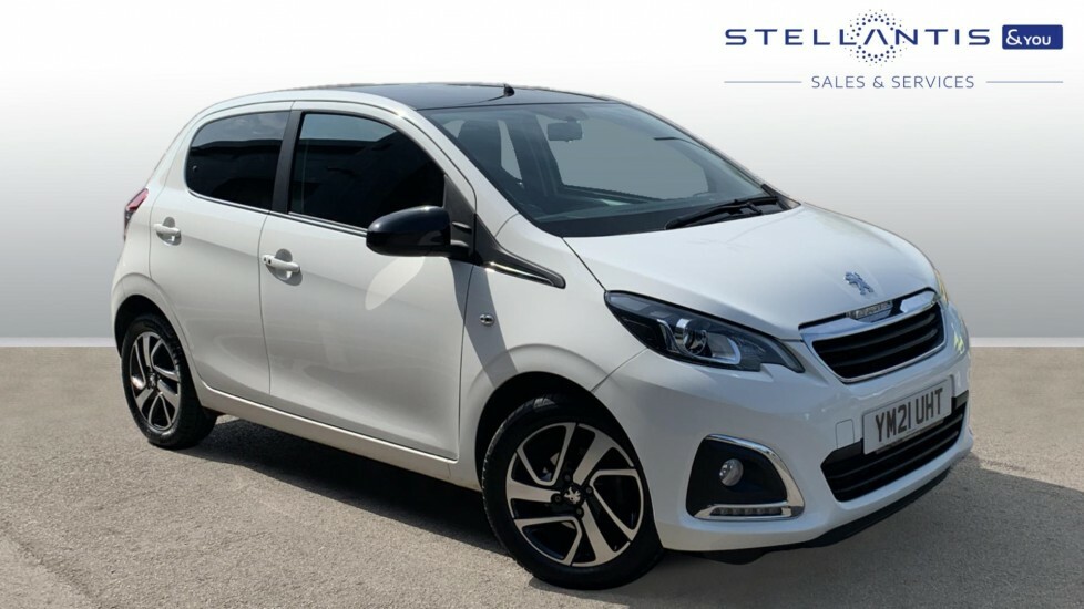 Compare Peugeot 108 1.0 Allure Euro 6 Ss YM21UHT 