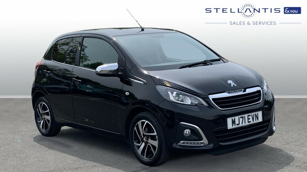 Compare Peugeot 108 1.0 Collection Euro 6 Ss MJ71EVN 