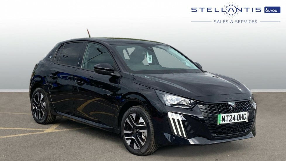 Compare Peugeot e-208 50Kwh E-style 7.4Kw Charger MT24OHG 