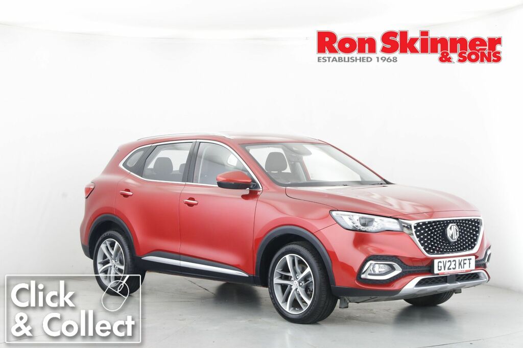 Compare MG HS 1.5 Excite Dct 160 Bhp GV23KFT Red
