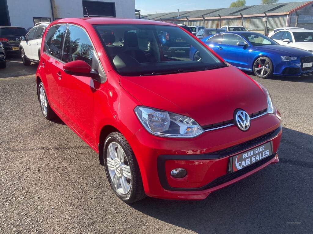 Compare Volkswagen Up 1.0 High ASZ8167 Red