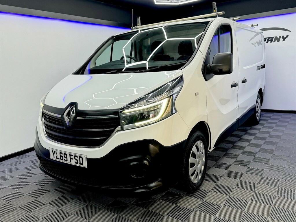 Compare Renault Trafic 2.0 Dci Energy 28 Business Swb Standard Roof Euro YL69FSD White