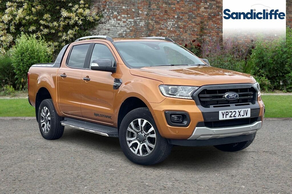 Compare Ford Ranger Pick Up Double Cab Wildtrak 2.0 Ecoblue 213 YP22XJV 