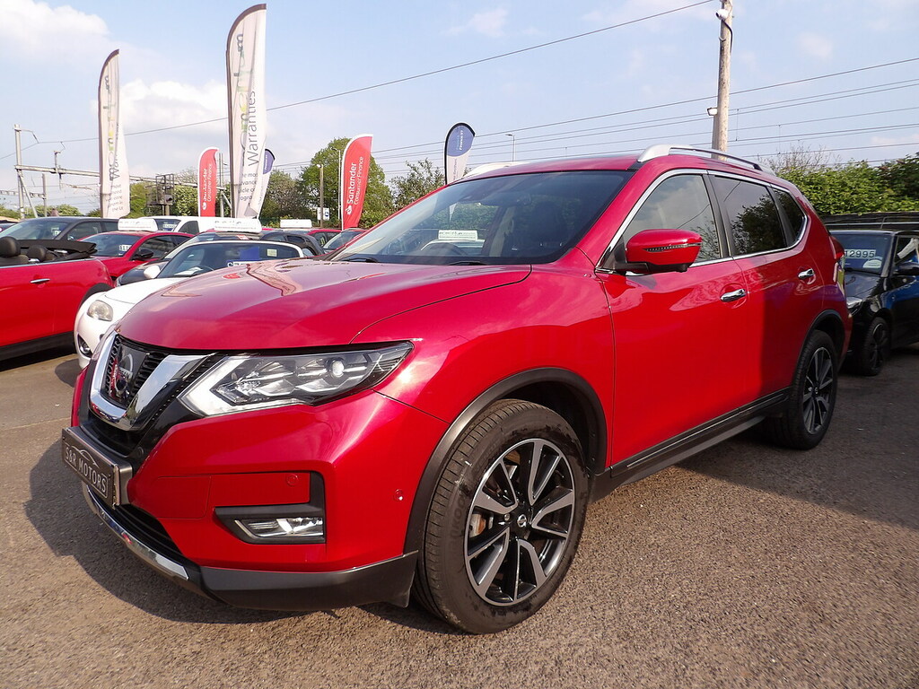 Compare Nissan X-Trail Dci Tekna Xtronic EA18SGY Red