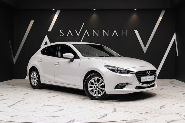 Mazda 3 2017 2.0 Se-l Nav 118 Bhp White #1