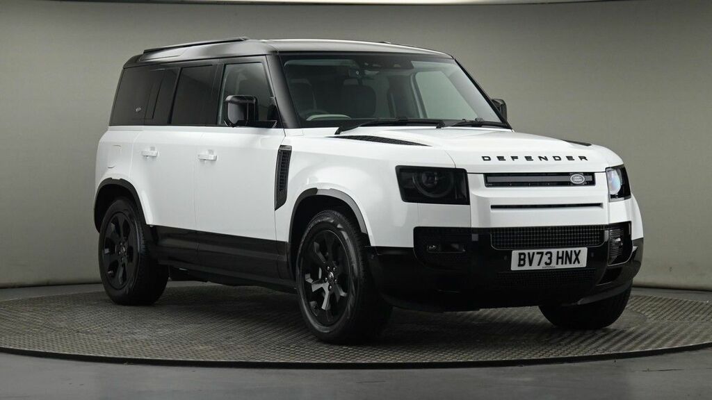 Compare Land Rover Defender 110 2.0 P400e 15.4Kwh X-dynamic Hse 4Wd Euro 6 S BV73HNX White