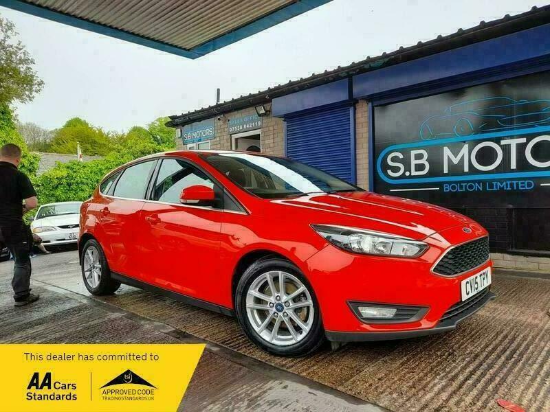 Compare Ford Focus 1.0T Ecoboost Zetec Euro CV15TPY Red