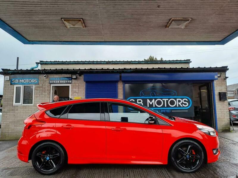 Compare Ford Focus 1.5T Ecoboost Zetec S YM16UPZ Red