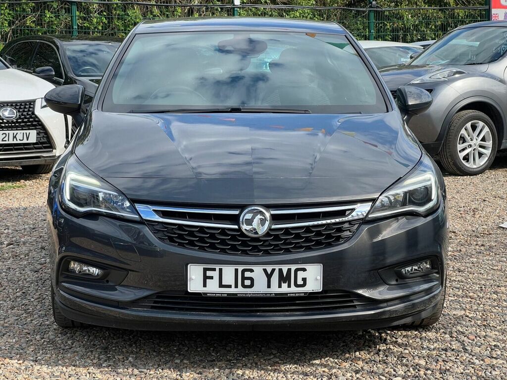 Compare Vauxhall Astra Hatchback FL16YMG Grey