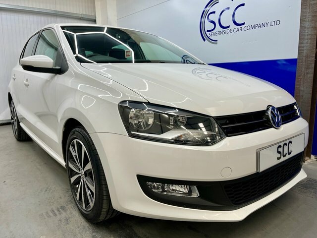 Compare Volkswagen Polo 1.2 Match Edition Hatchback Euro SV63KGY White