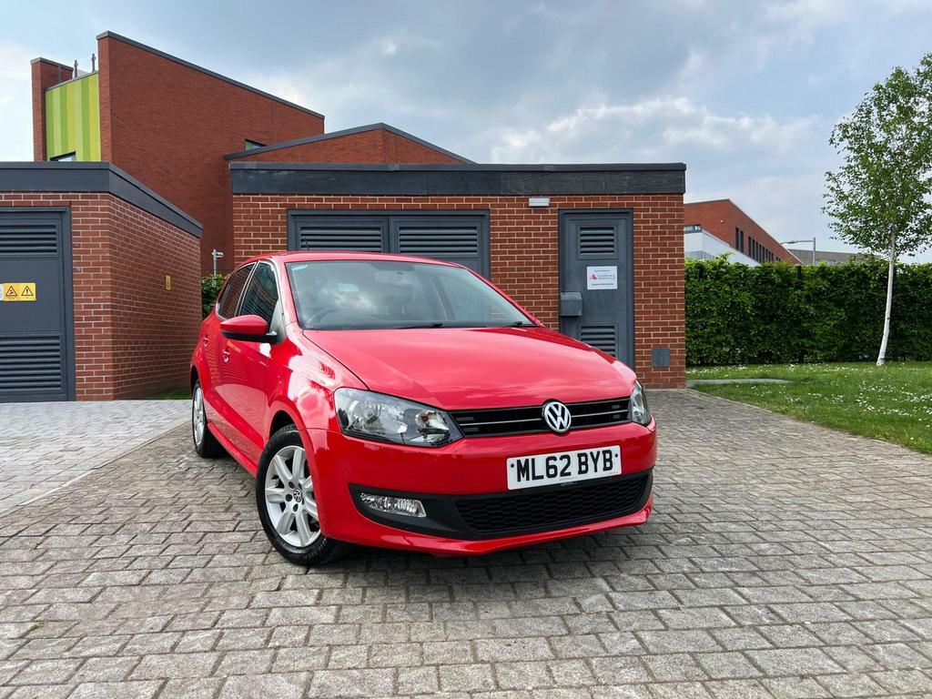 Compare Volkswagen Polo 1.2 Match Euro 5 ML62BYB Red