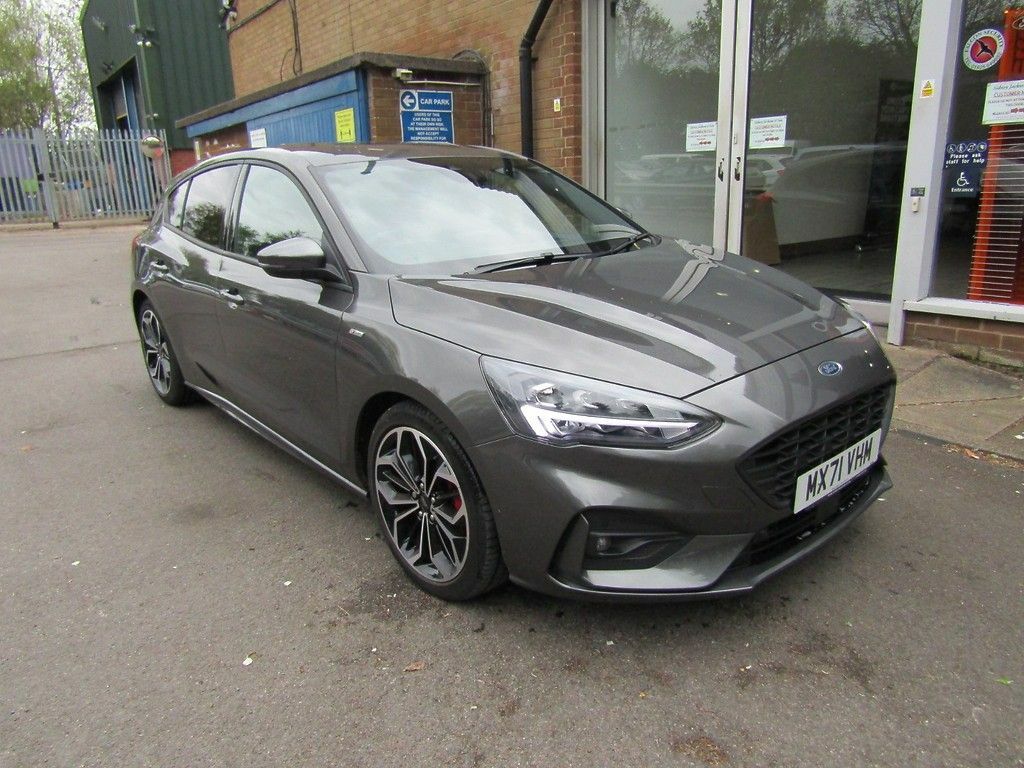 Compare Ford Focus 1.0T Ecoboost St-line X Edition Hatchback Petr MX71VHM Grey