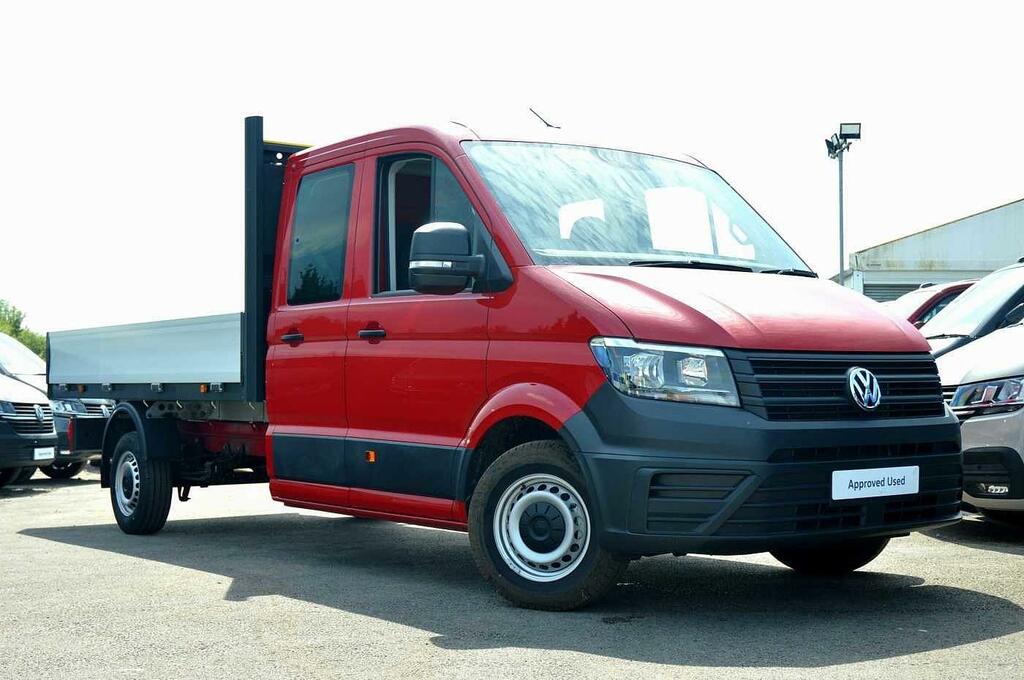 Compare Volkswagen Crafter 2.0Tdi 140Pseu6dt-e Cr35 Lwb Dcc Dropside Busi CP73MXW Red