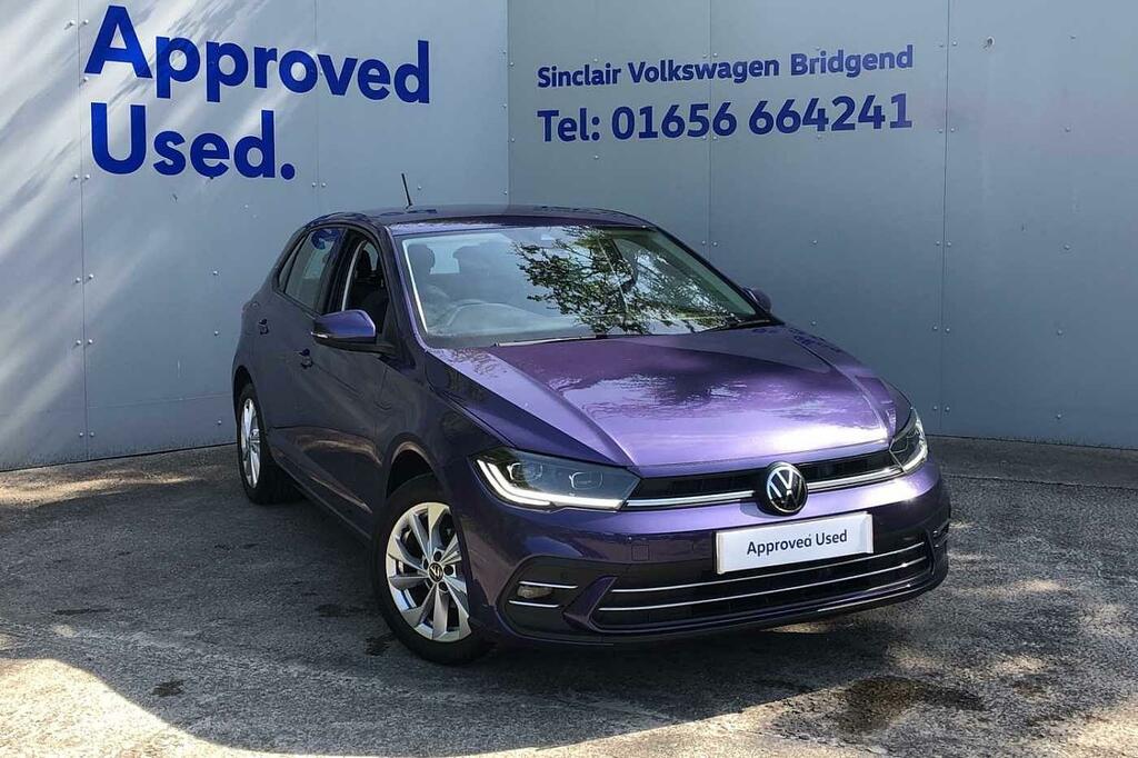 Compare Volkswagen Polo 1.0 Tsi Style CV71XRE Purple