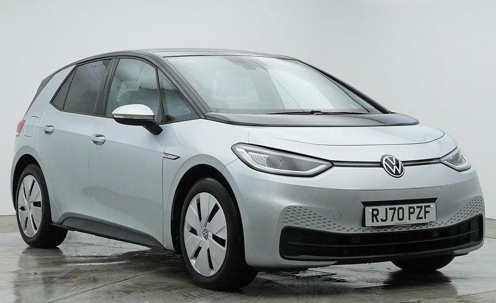 Compare Volkswagen ID.3 150Kw Style Pro Performance 58Kwh RJ70PZF Silver
