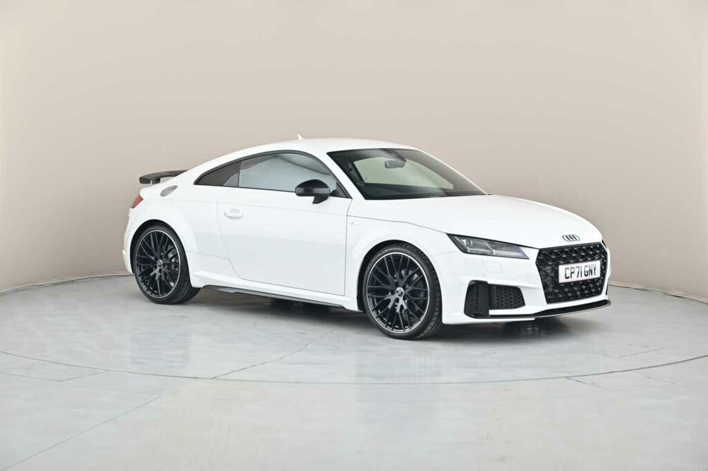 Compare Audi TT Coup- Black Edition 40 Tfsi 197 Ps S Tronic CP71GNY White