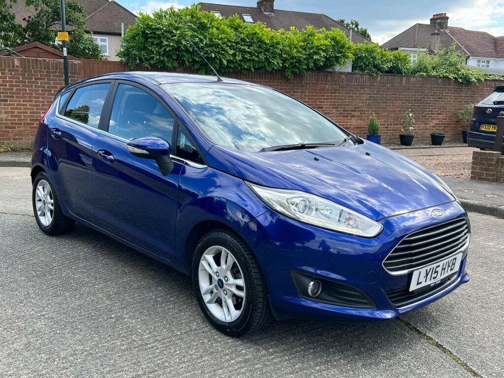 Compare Ford Fiesta 2015 15 Zetec LY15HYB 