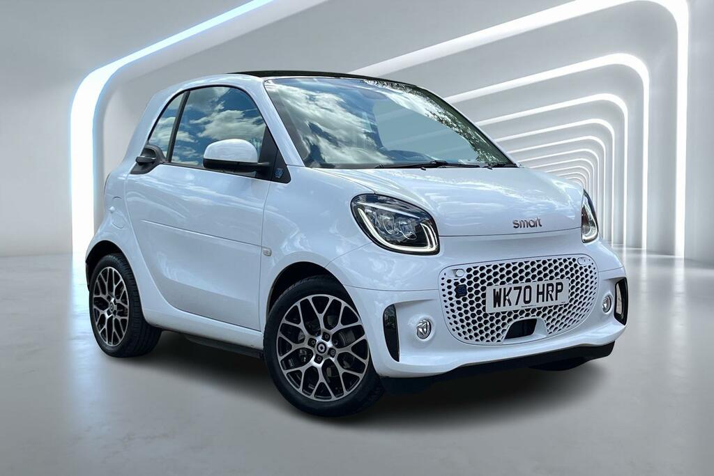 Compare Smart Fortwo Coupe 60Kw Eq Prime Exclusive 17Kwh 22Kwch WK70HRP 