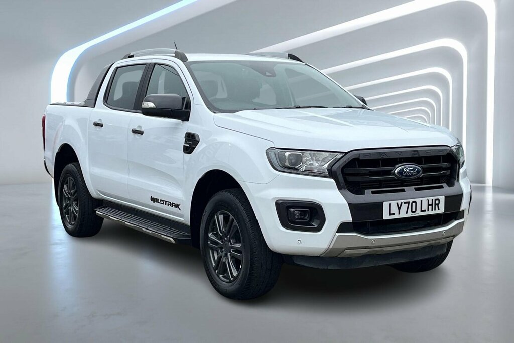 Compare Ford Ranger Pick Up Double Cab Wildtrak 2.0 Ecoblue 213 LY70LHR White