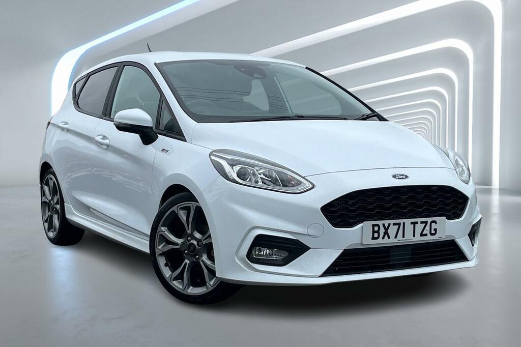 Compare Ford Fiesta 1.0 Ecoboost Hybrid Mhev 125 St-line X Edition BX71TZG White