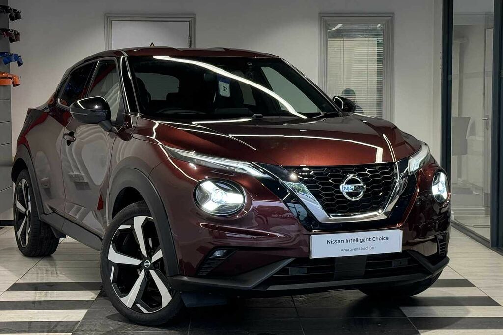 Compare Nissan Juke 1.0 Dig-t 114Ps Tekna Dct GX72ZLN Red