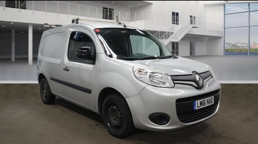 Compare Renault Kangoo 1.5 Dci Energy Ml19 Business L2 H1 Euro 6 Ss 5 LM16NAO Silver