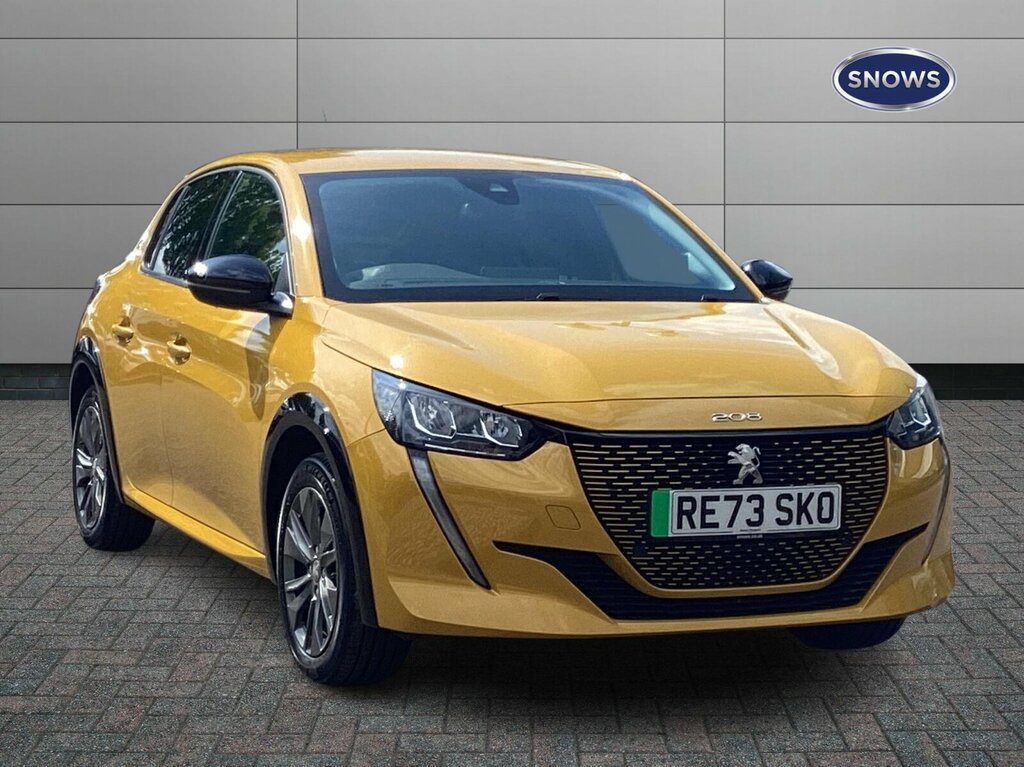 Peugeot e-208 50Kwh Allure Premium 7.4Kw Charger Yellow #1