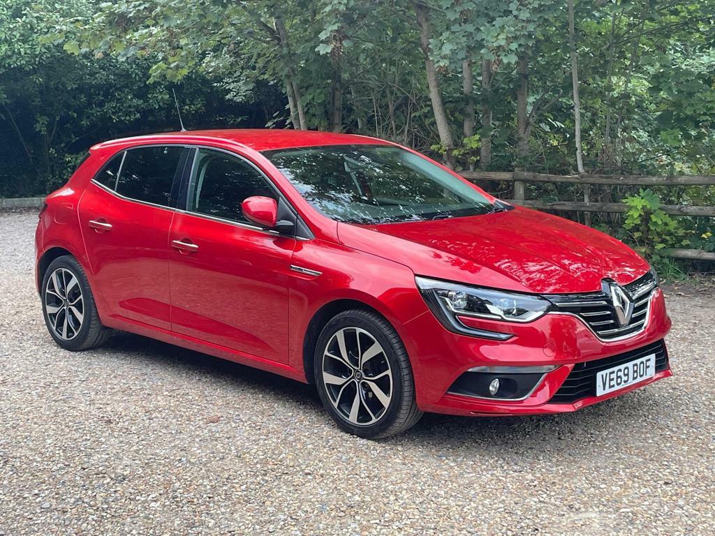 Compare Renault Megane 1.3 Tce Iconic Euro 6 Ss VE69BOF Red