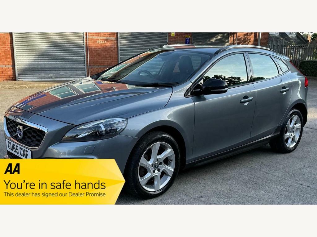 Compare Volvo V40 Cross Country Cross Country 2.0 D2 Lux Euro 6 Ss GU65CNF Grey