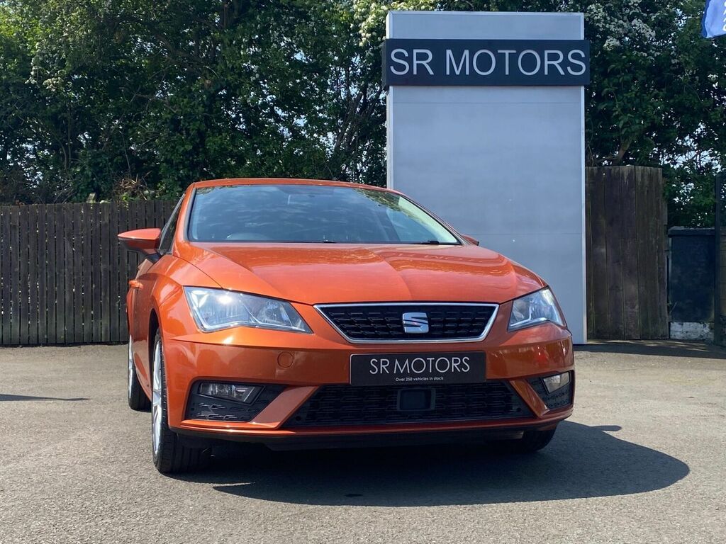 Compare Seat Leon Hatchback 1.2 Tsi Se Dynamic Technology Euro 6 S SH18EBZ Orange