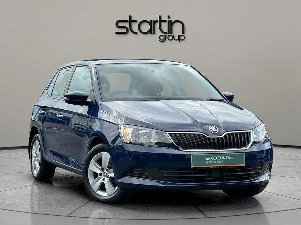 Compare Skoda Fabia 1.0 Tsi Se 95Ps Ss 5-Dr Hatchback GM21LHN Blue