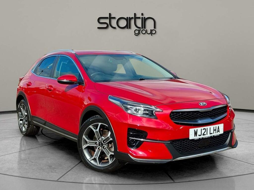 Compare Kia Xceed 1.5 T-gdi Isg 4 SL71YBV Red