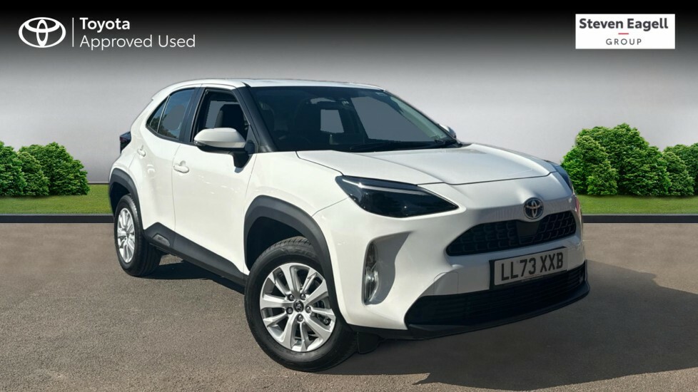 Compare Toyota Yaris Cross 1.5 Vvt-h Icon E-cvt Euro 6 Ss LL73XXB White