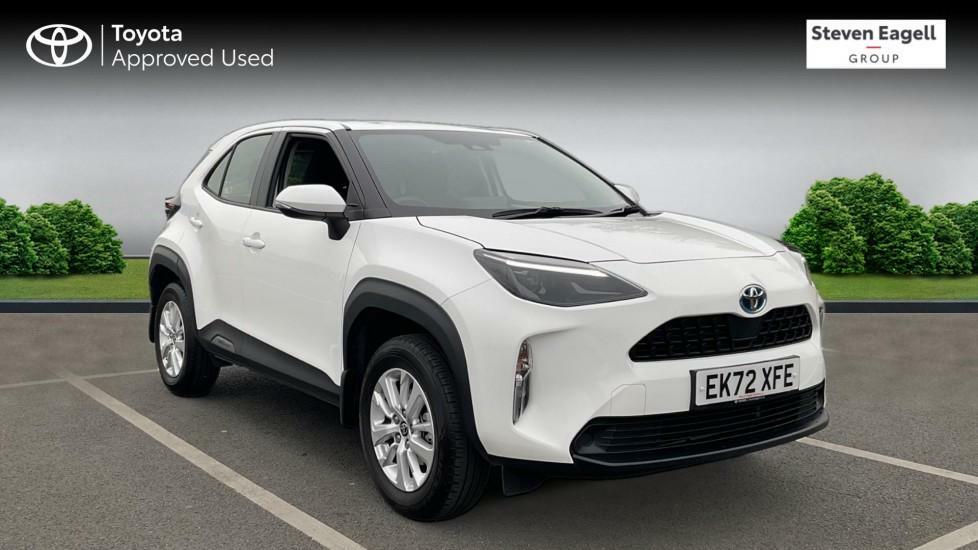 Compare Toyota Yaris Cross 1.5 Vvt-h Icon E-cvt Euro 6 Ss EK72XFE White