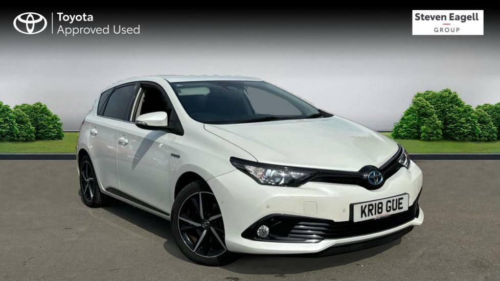 Compare Toyota Auris 1.8 Vvt-h Design Cvt Euro 6 Ss KR18GUE White