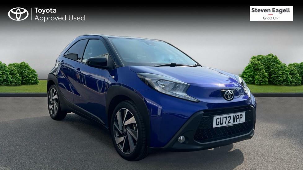 Compare Toyota Aygo X 1.0 Vvt-i Edge Euro 6 Ss GU72WPP Blue