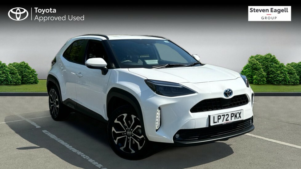 Compare Toyota Yaris Cross 1.5 Vvt-h Design Suv Hybrid E-cvt Euro LP72PKX White