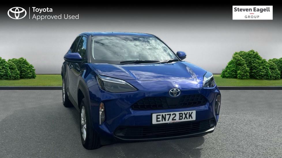 Compare Toyota Yaris Cross 1.5 Vvt-h Icon Suv Hybrid E-cvt Euro 6 EN72BXK Blue