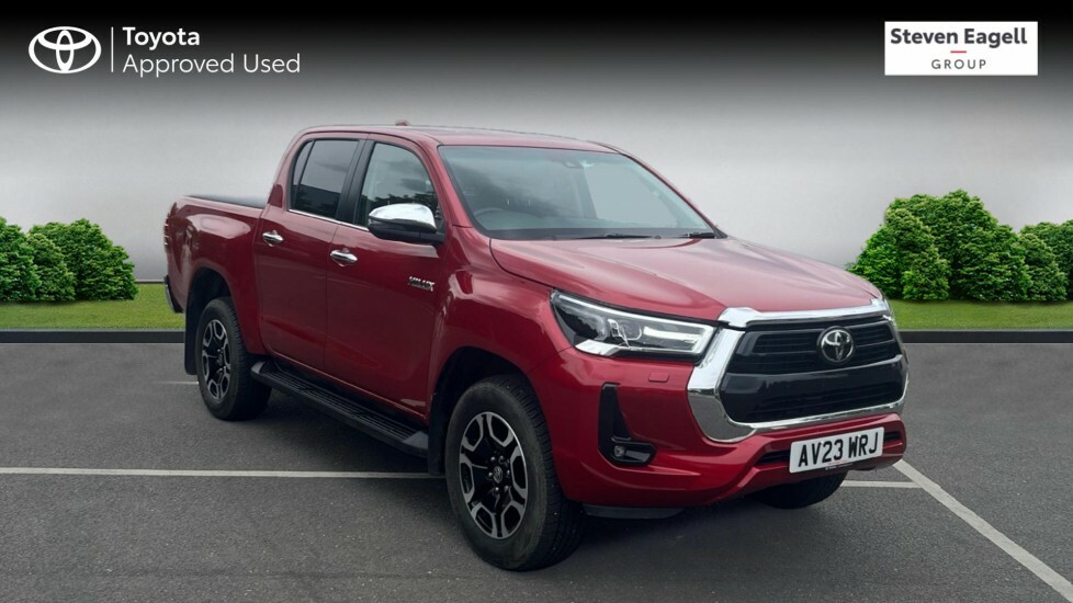 Compare Toyota HILUX 2.8 D-4d Invincible Double Cab Pickup 4Wd Euro 6 AV23WRJ Red