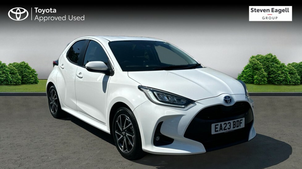 Compare Toyota Yaris 1.5 Vvt-h Design Hatchback Hybrid E-cvt EA23BDF White