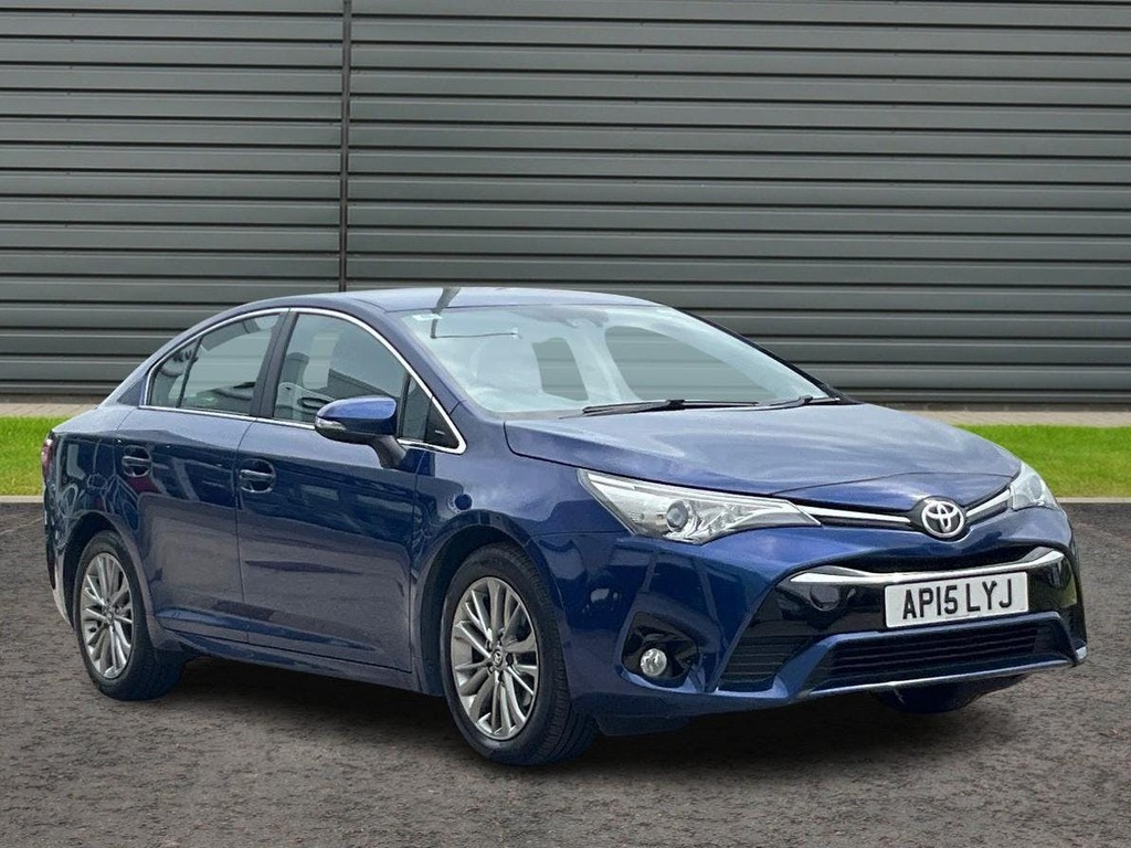 Compare Toyota Avensis 1.6 D Business Edition AP15LYJ Blue