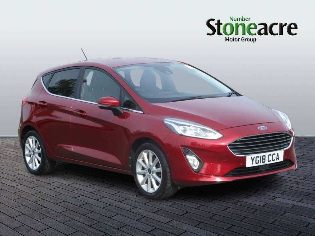 Compare Ford Fiesta 1.0T Ecoboost Titanium Euro 6 Ss YG18CCA Red